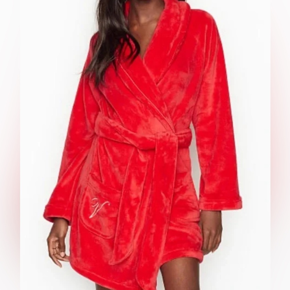 Victoria's Secret Red Plush Bath Robe Size: XS